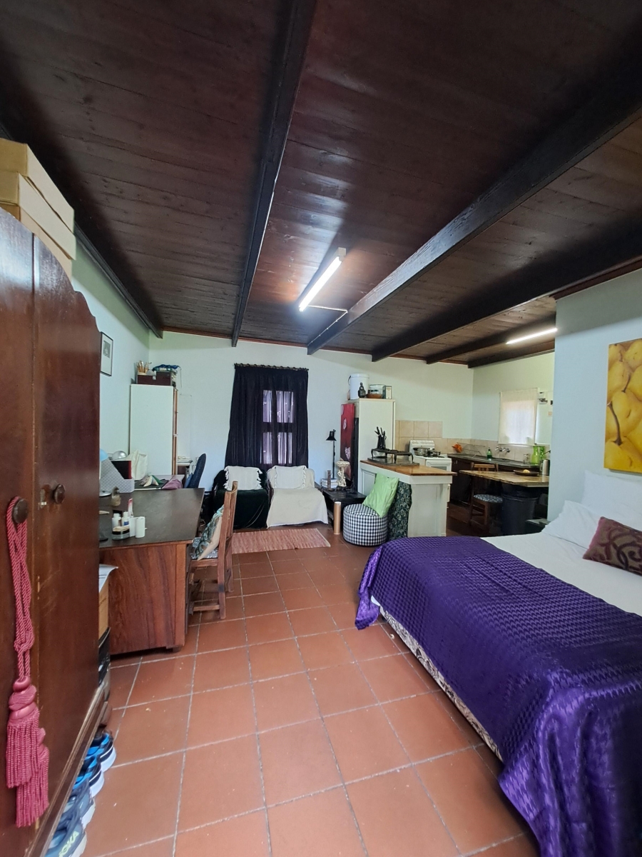 To Let 1 Bedroom Property for Rent in Strand Central Western Cape